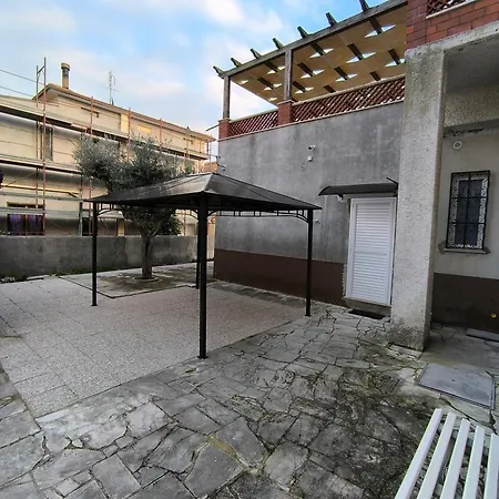 Holiday home Ruffini House *