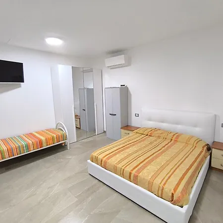 Ferienhaus Ruffini House Civitanova Marche
